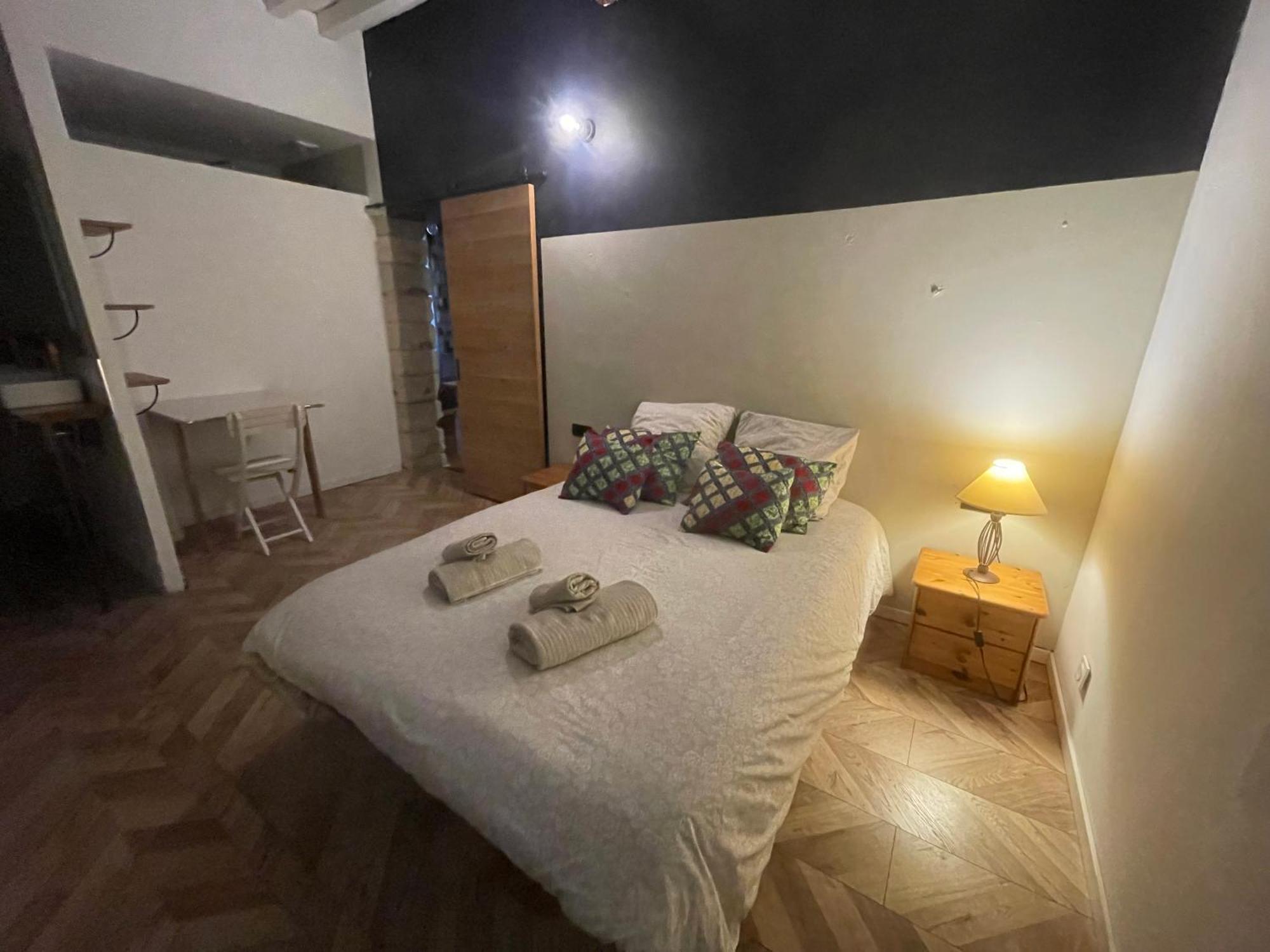 Appartement De Caractere, Proche Palais Des Papes 亞維農 外观 照片